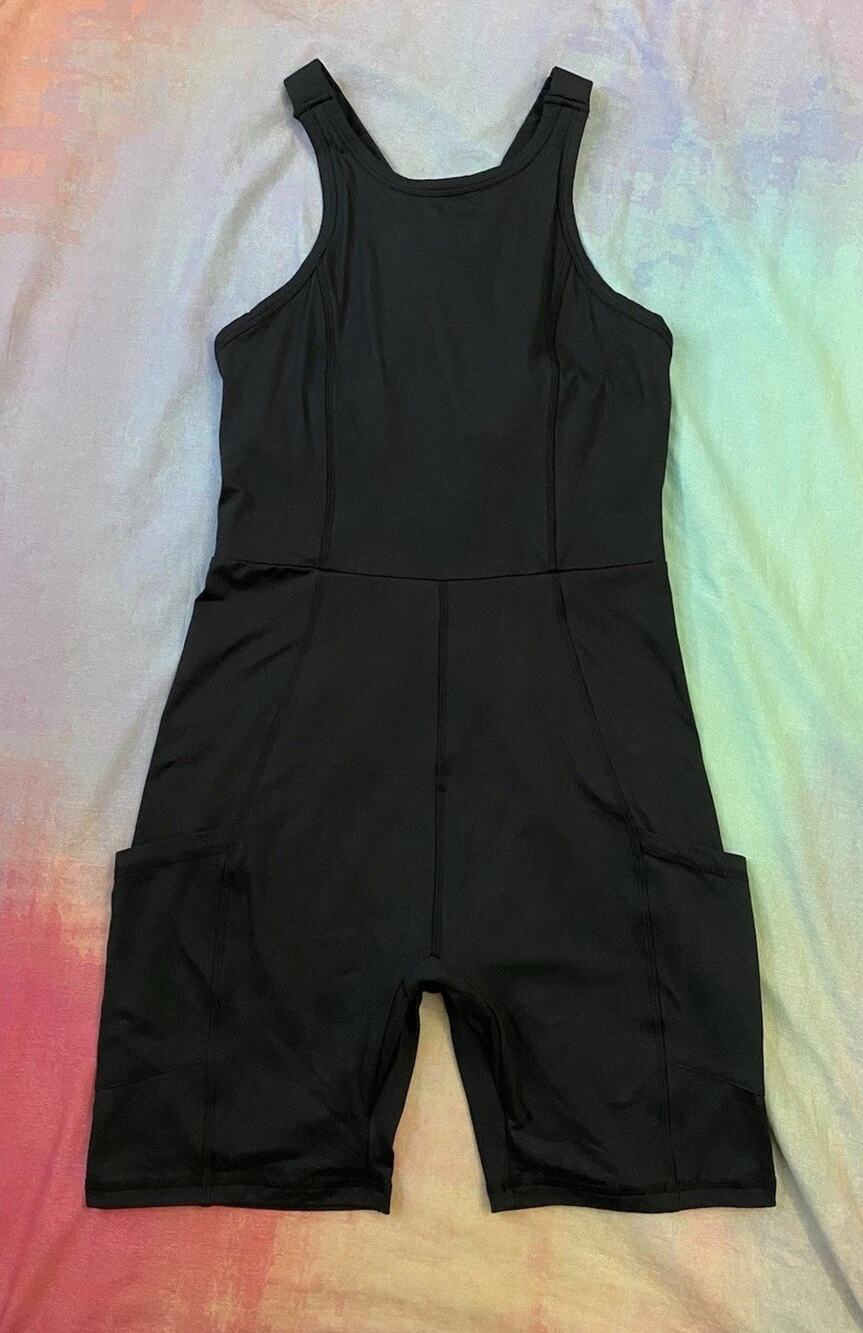 Wondery Outdoors Mojave Trail Romper Black Hiking one piece Size M Bra Tech